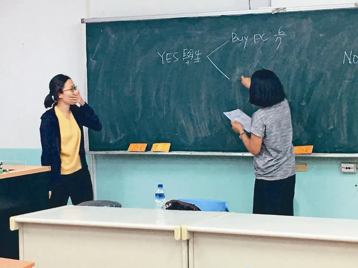 課程從小學延伸高中  首份AI教材 預計6月上路