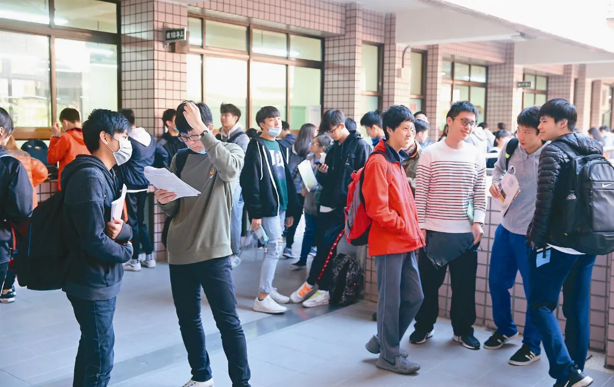 作者也答不出 學測國文引爭議