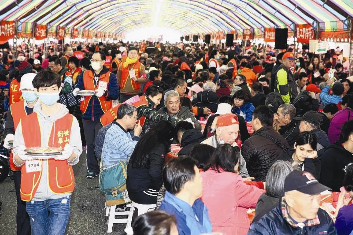 寒士尾牙 4萬弱勢民眾飽餐