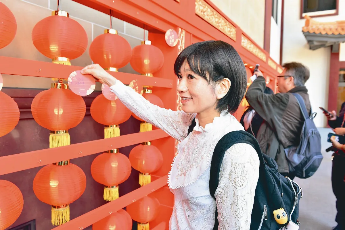 春節訪藏經樓 帶智慧寶藏回家