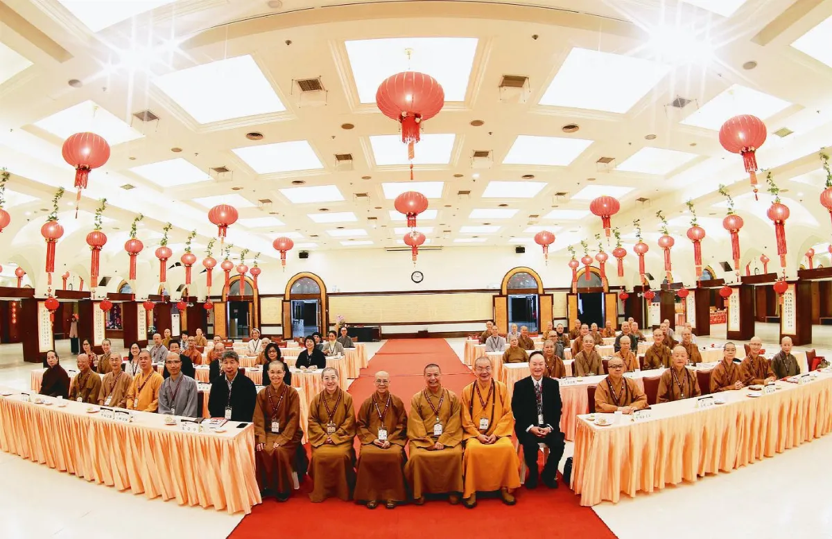 人間佛教聯合總會 頒發證書