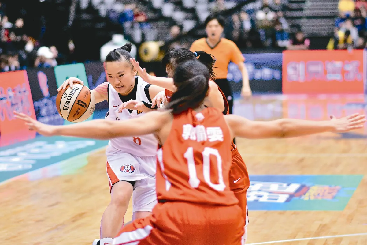 HBL 南山男、女籃 同闖冠軍戰