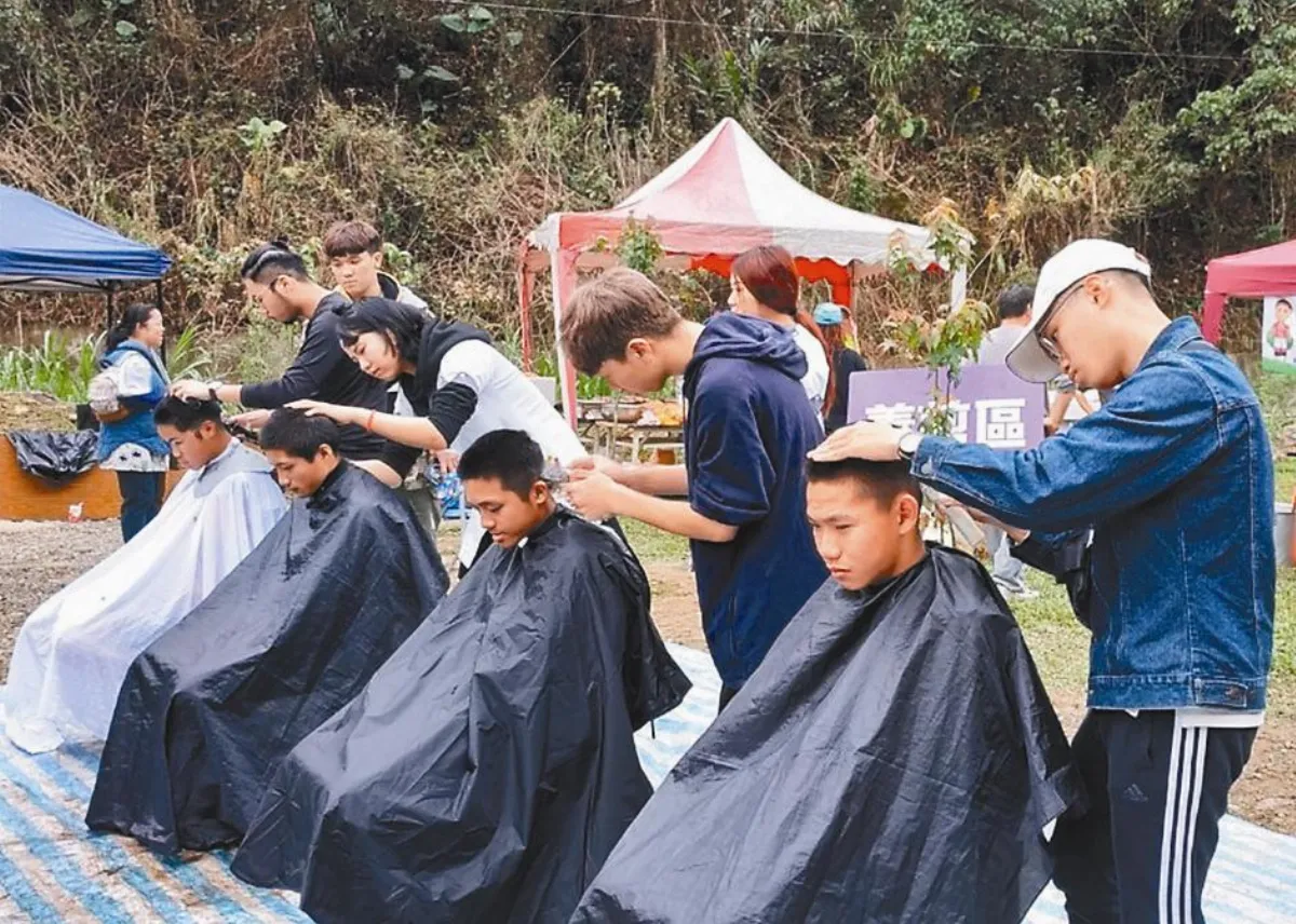 部落義剪 老人幼童攏總來