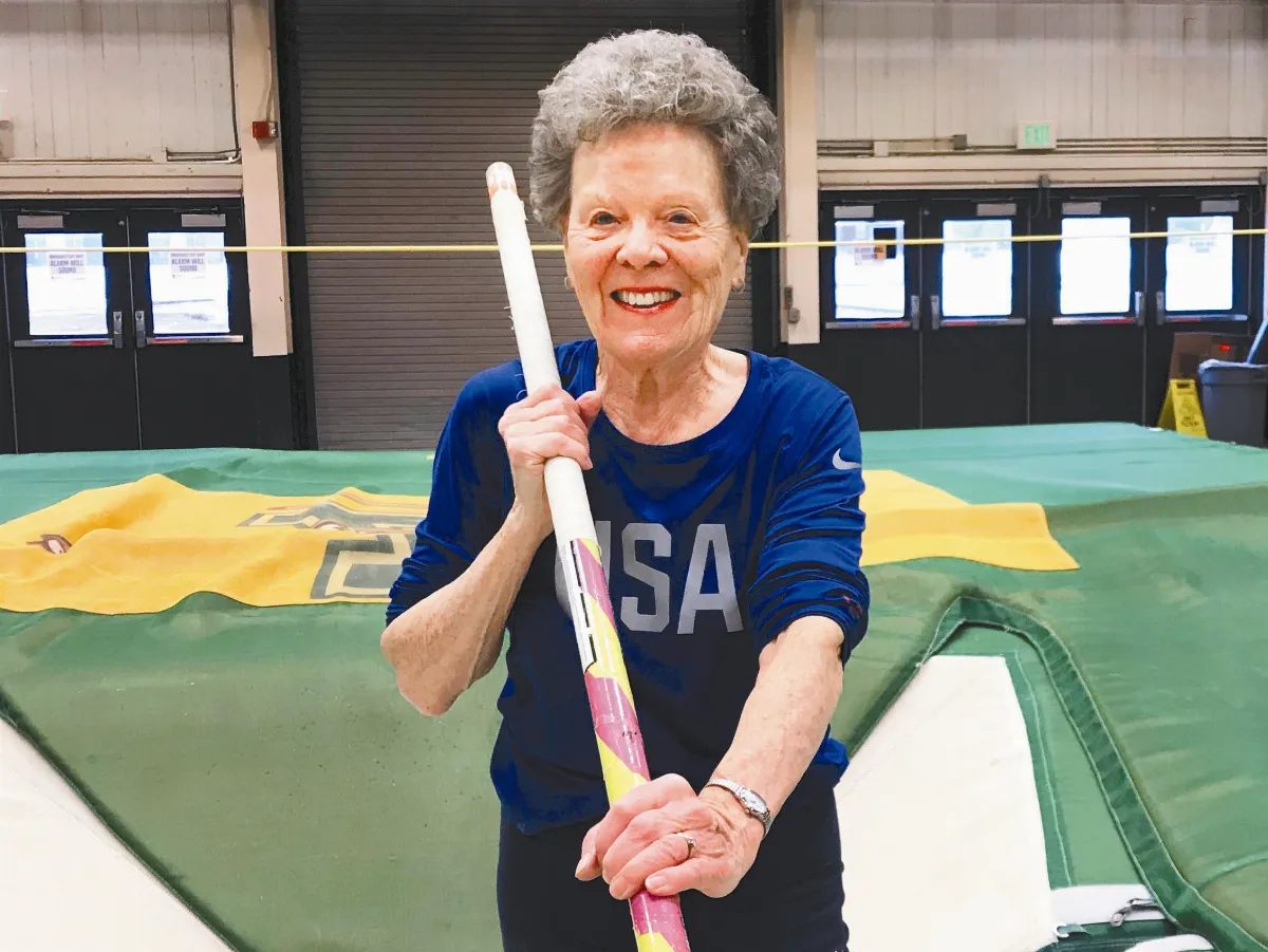 84歲阿嬤 撐竿跳沒問題