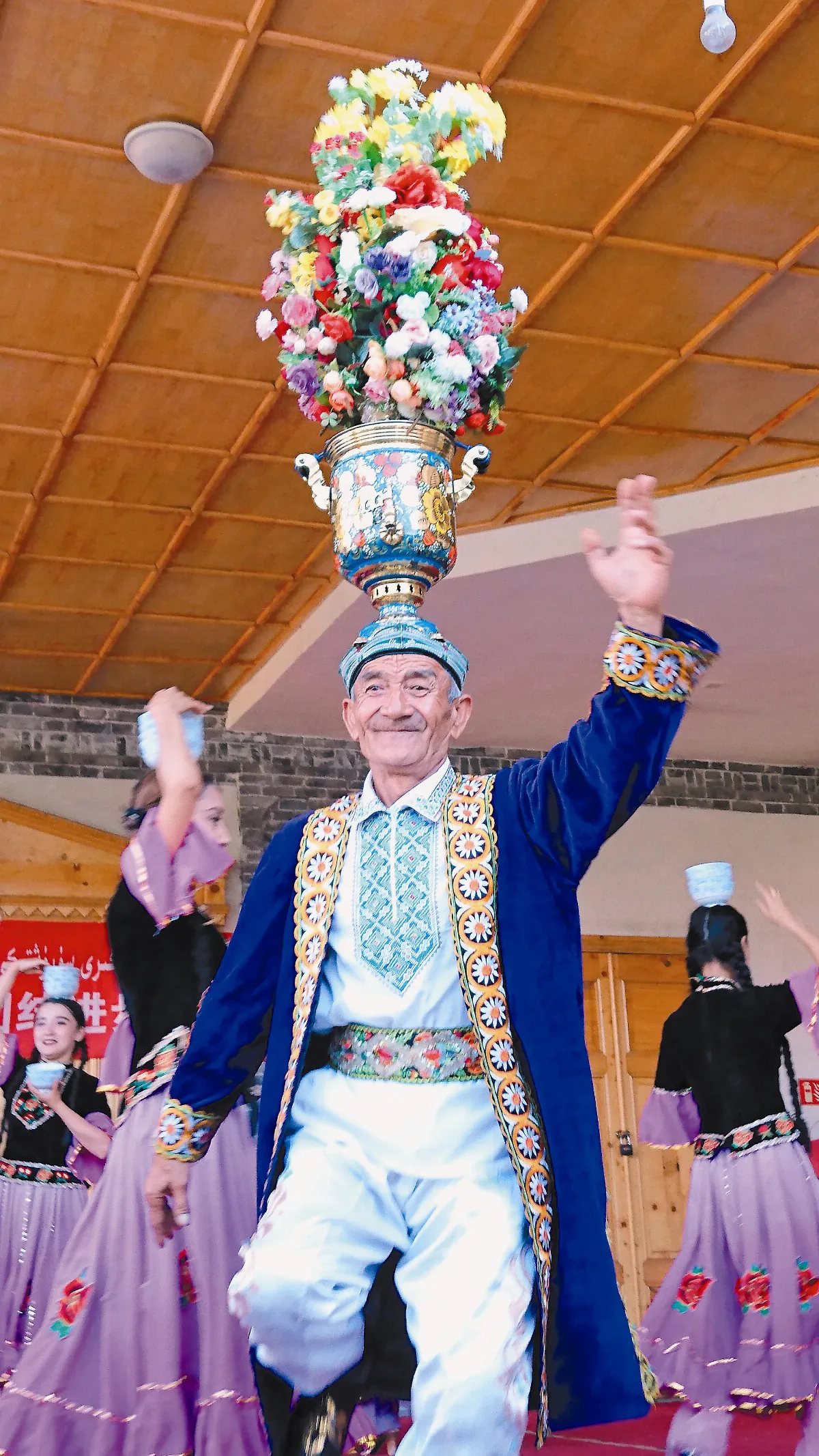 印象旅人喀贊其  一頁美麗傳奇