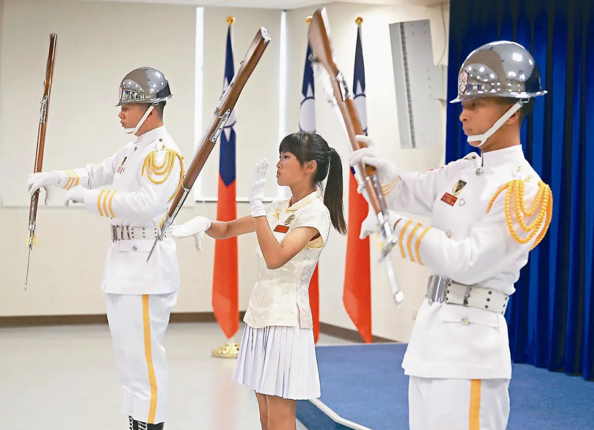 高中女生想加入陸戰儀隊