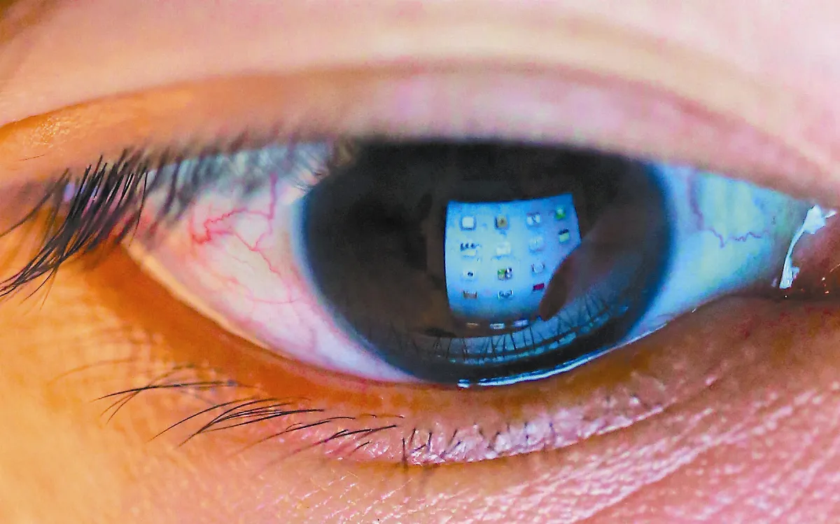 養 眼 專欄  乾眼症造成慢性眼睛發炎，好困擾！