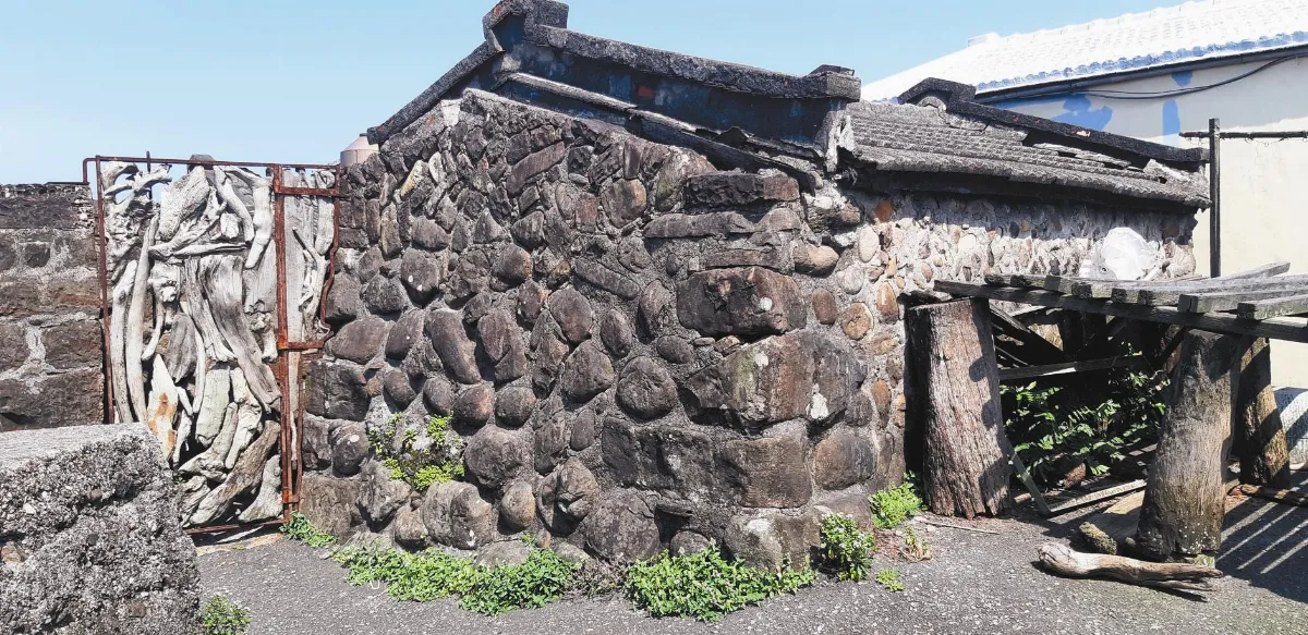 開發馬崗村 村民盼留九代石頭屋
