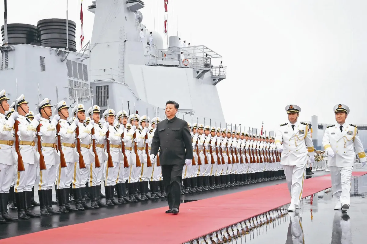 陸最強大驅南昌號 海上閱兵首秀