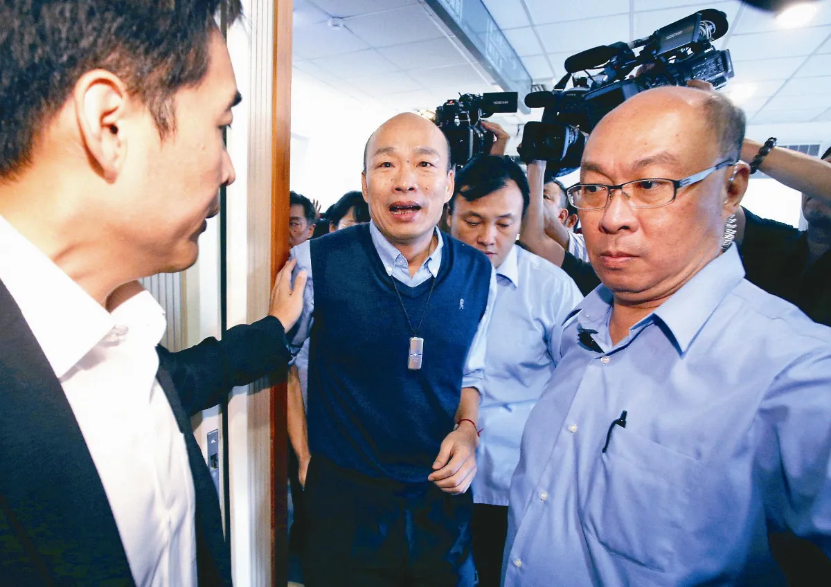 不初選 韓：願負起責任