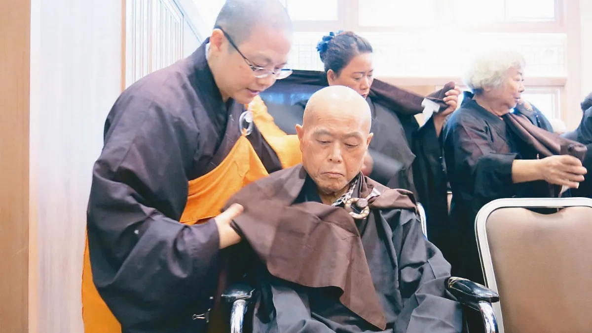 以佛為榜樣 鳳山講堂三皈五戒