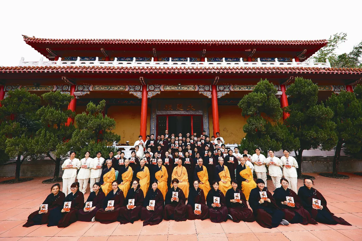 心中的 明燈 佛教靠我