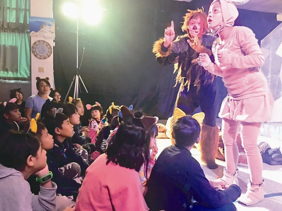 劇團跋涉偏鄉 為9小學生演出