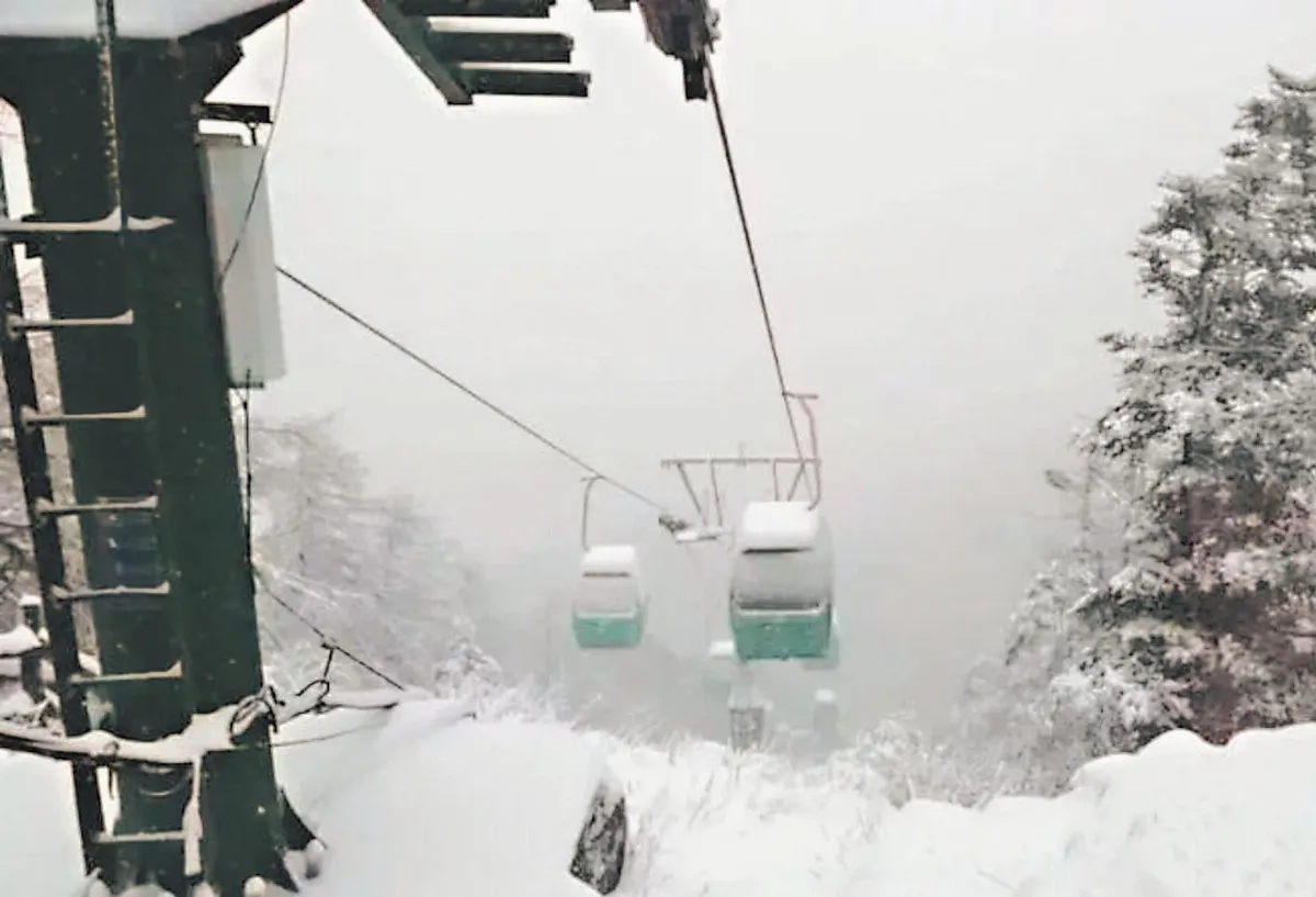 立夏剛過 重慶、陝西下雪
