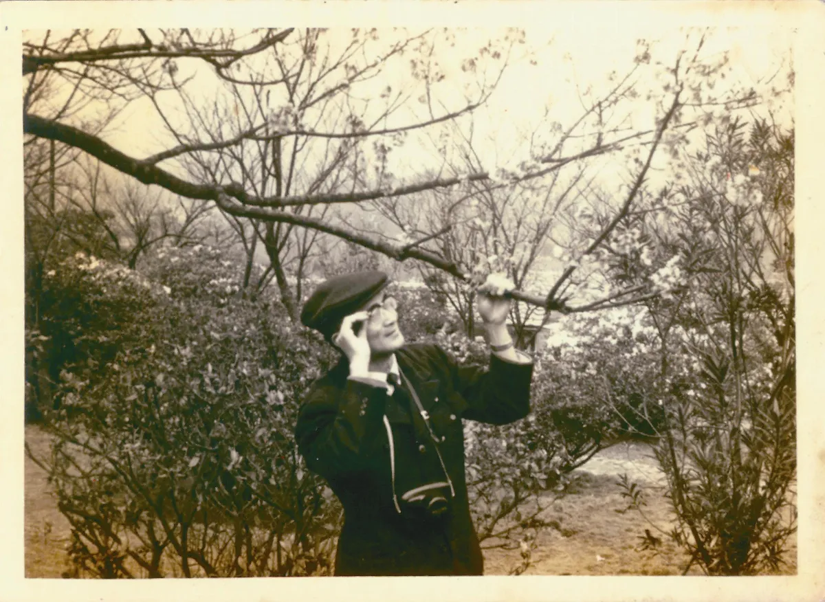 【時光走廊】走過台灣民間老照片(14-10)  背著相機的神氣