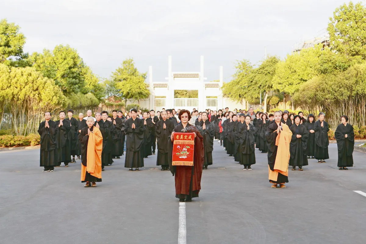 創造淨土 紐西蘭朝山祈福