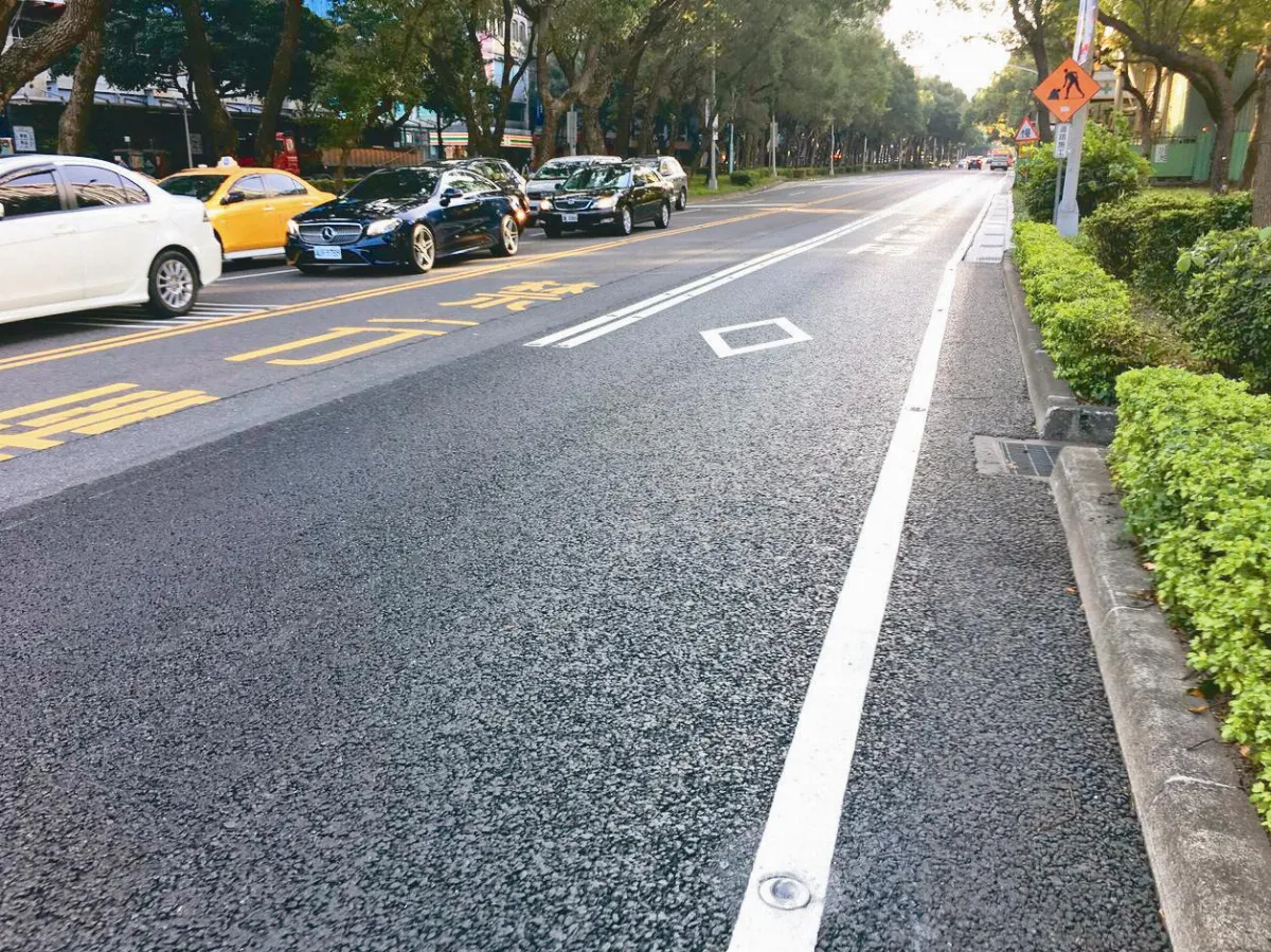 公車專用道品質  將鋪成機場跑道