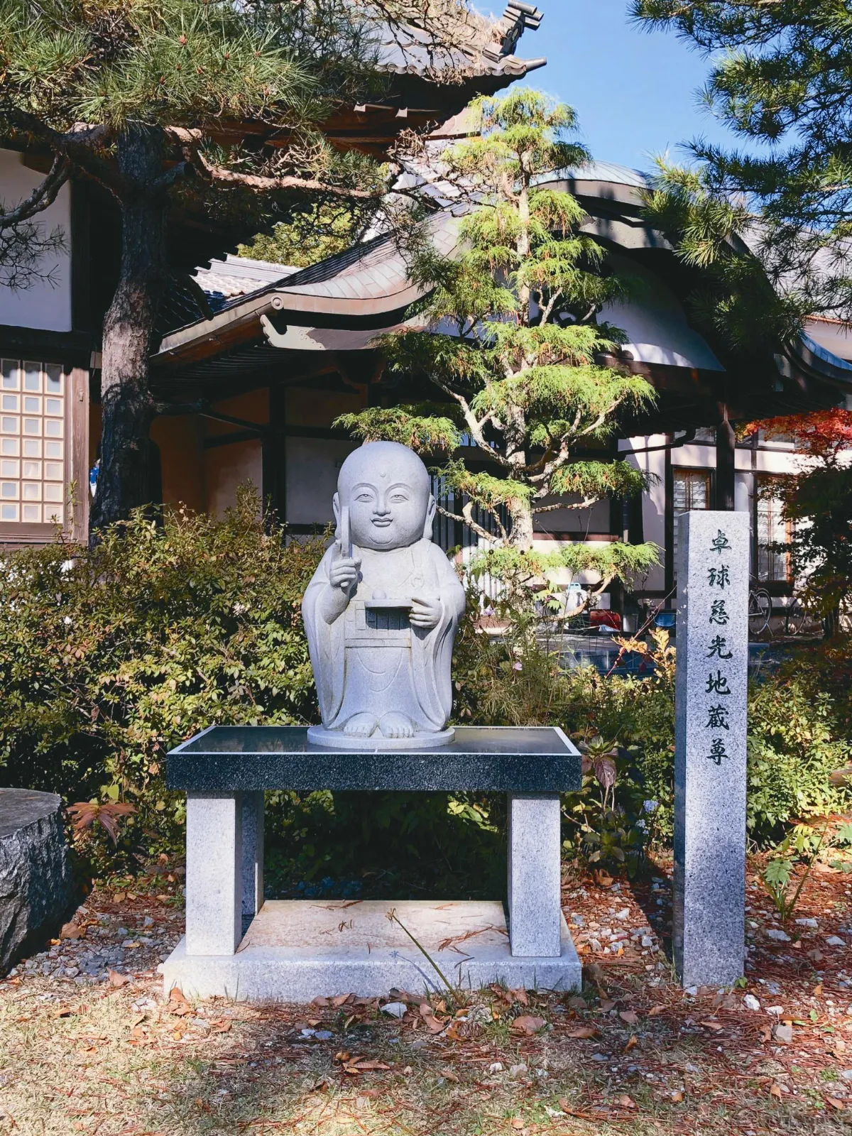 生活快門  打桌球的地藏菩薩