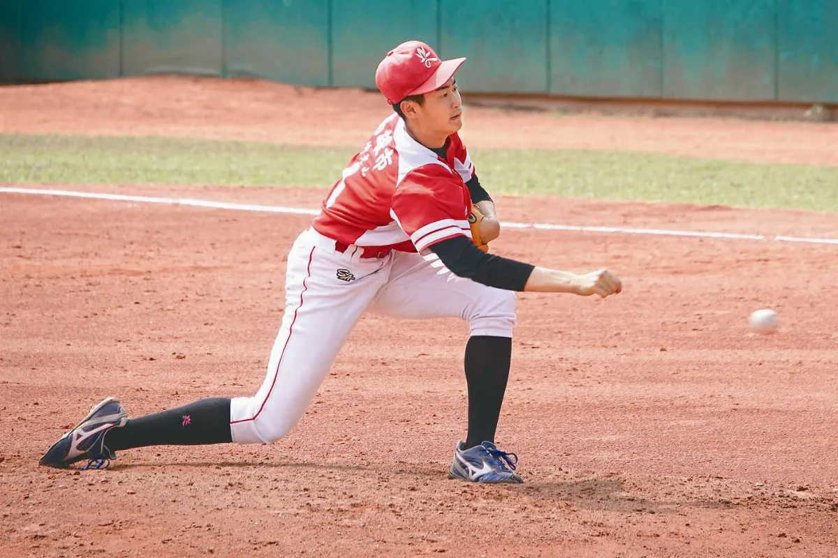 高中木棒8強賽 鍾昀臻完封勝 普門闖4強