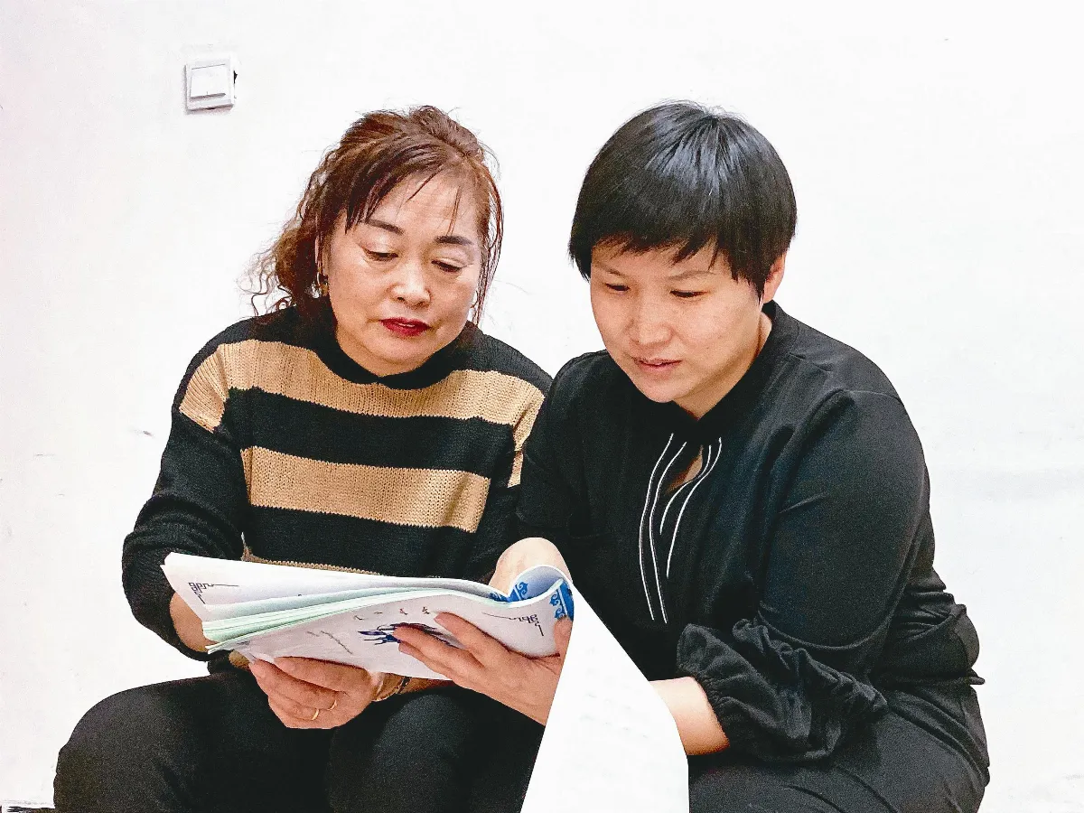 譚珊珊 不讓滿語消失地球