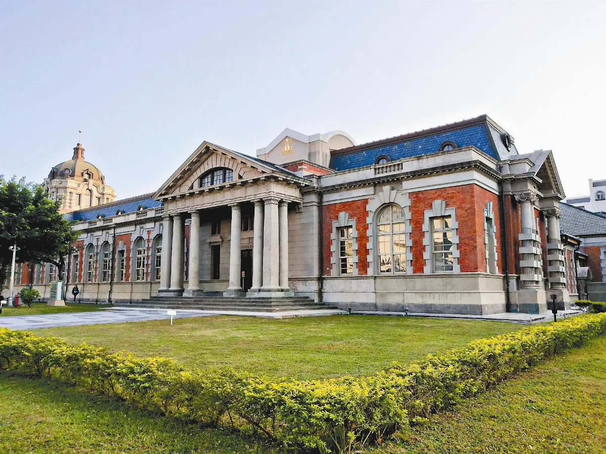 台南地方法院 經典建築美學