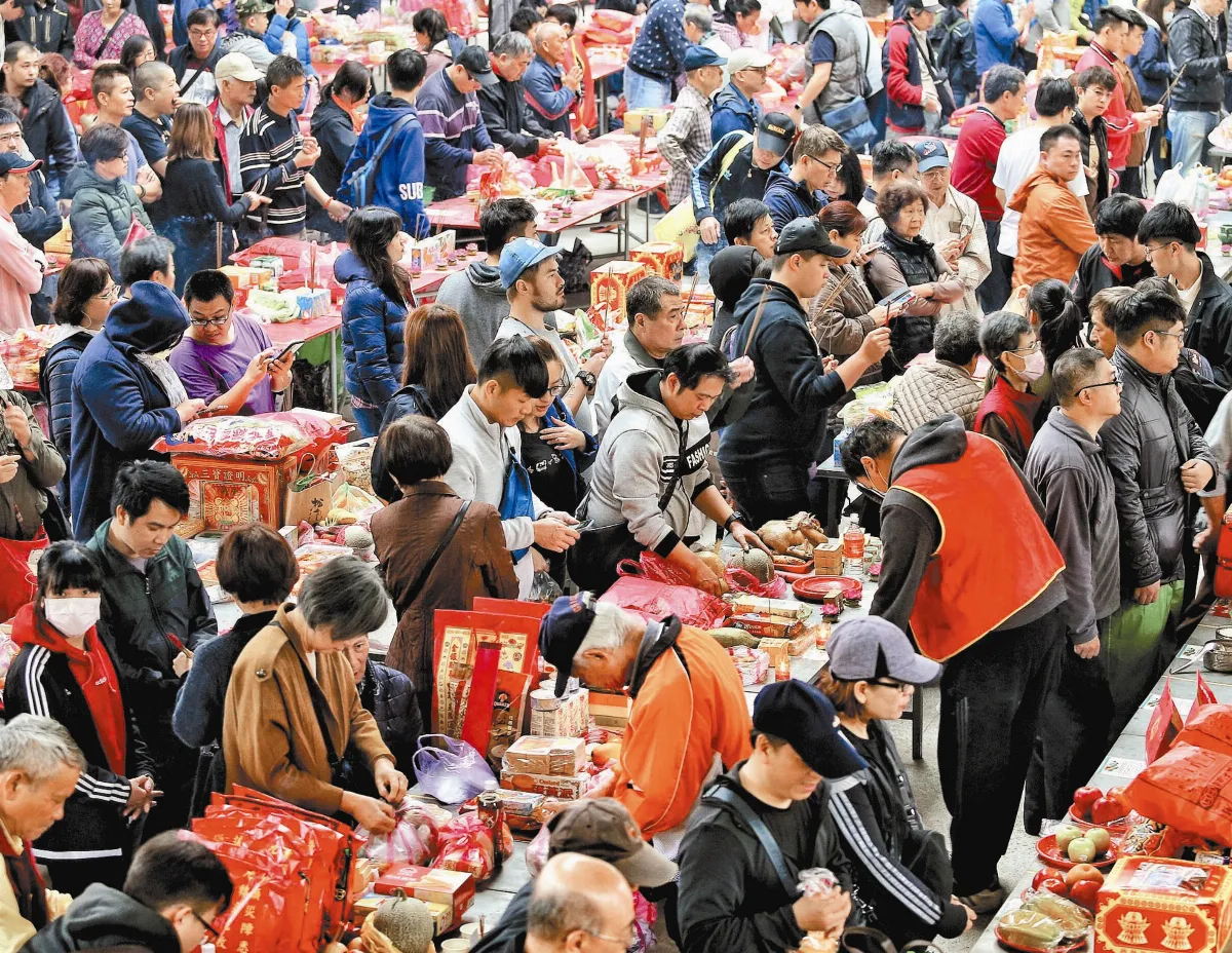清明掃墓防疫 台南禁入塔祭拜