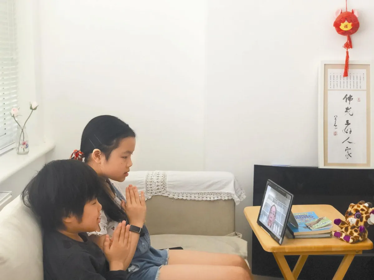 彩蛋裝祝福 菩提園學習布施