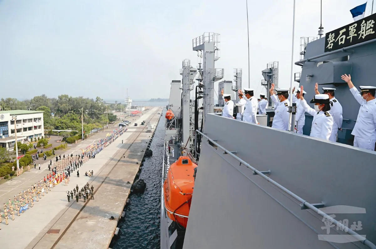 敦睦官兵3確診 磐石艦700人檢疫