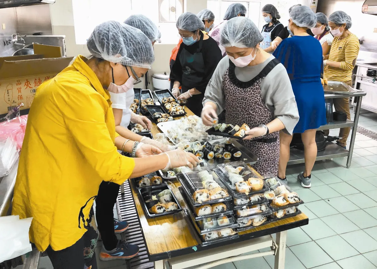 千份壽司送醫護 暖胃更暖心