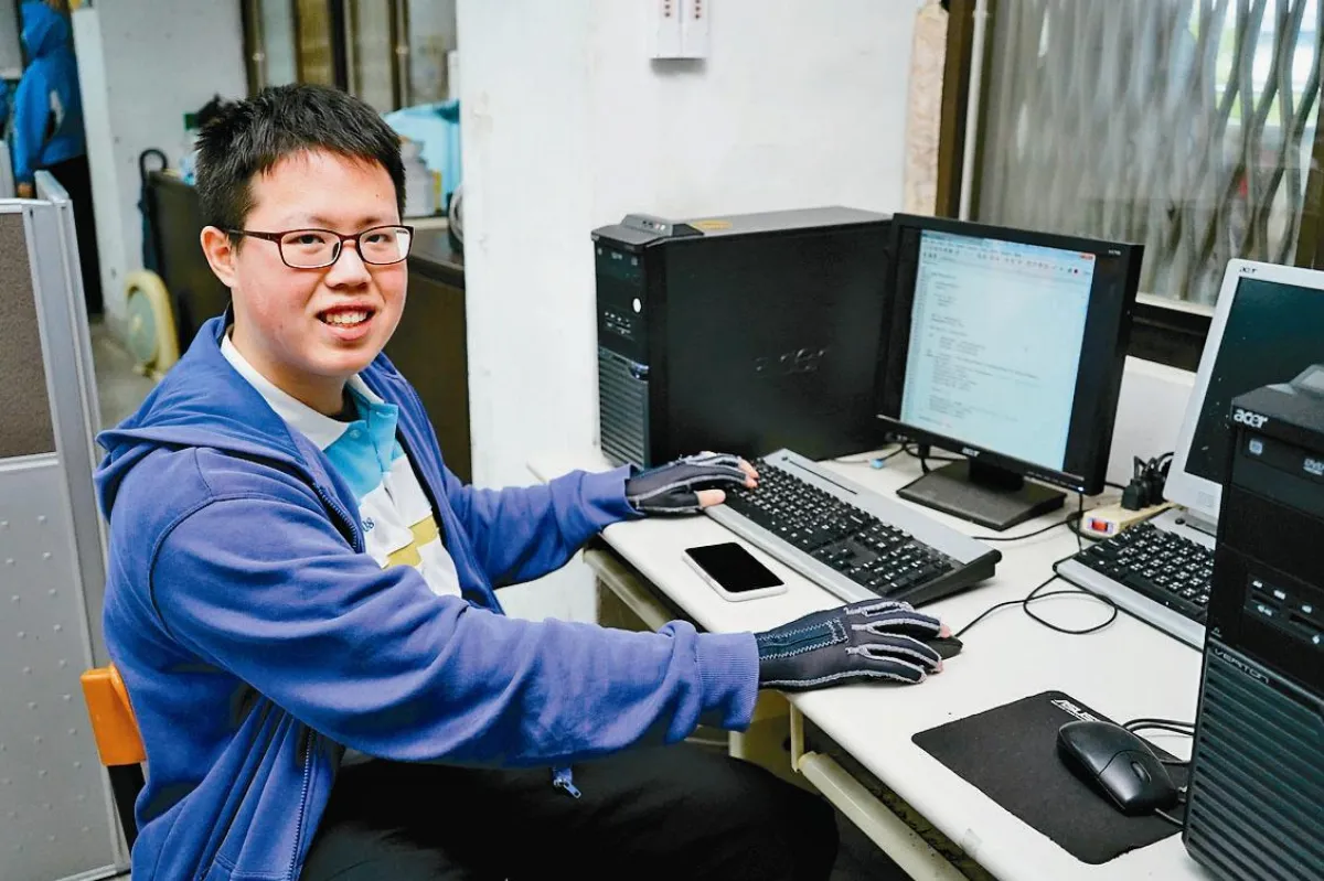 逃過爆炸案 邱子恩考上大學報恩