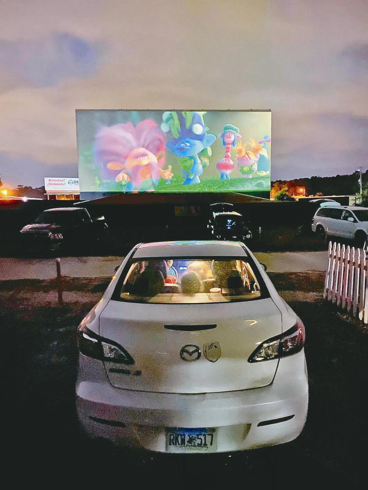 汽車影院夯
