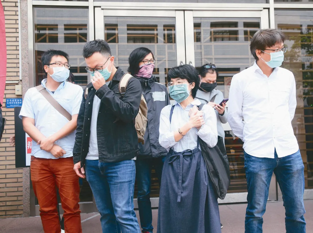 攻占政院 魏揚6人有罪