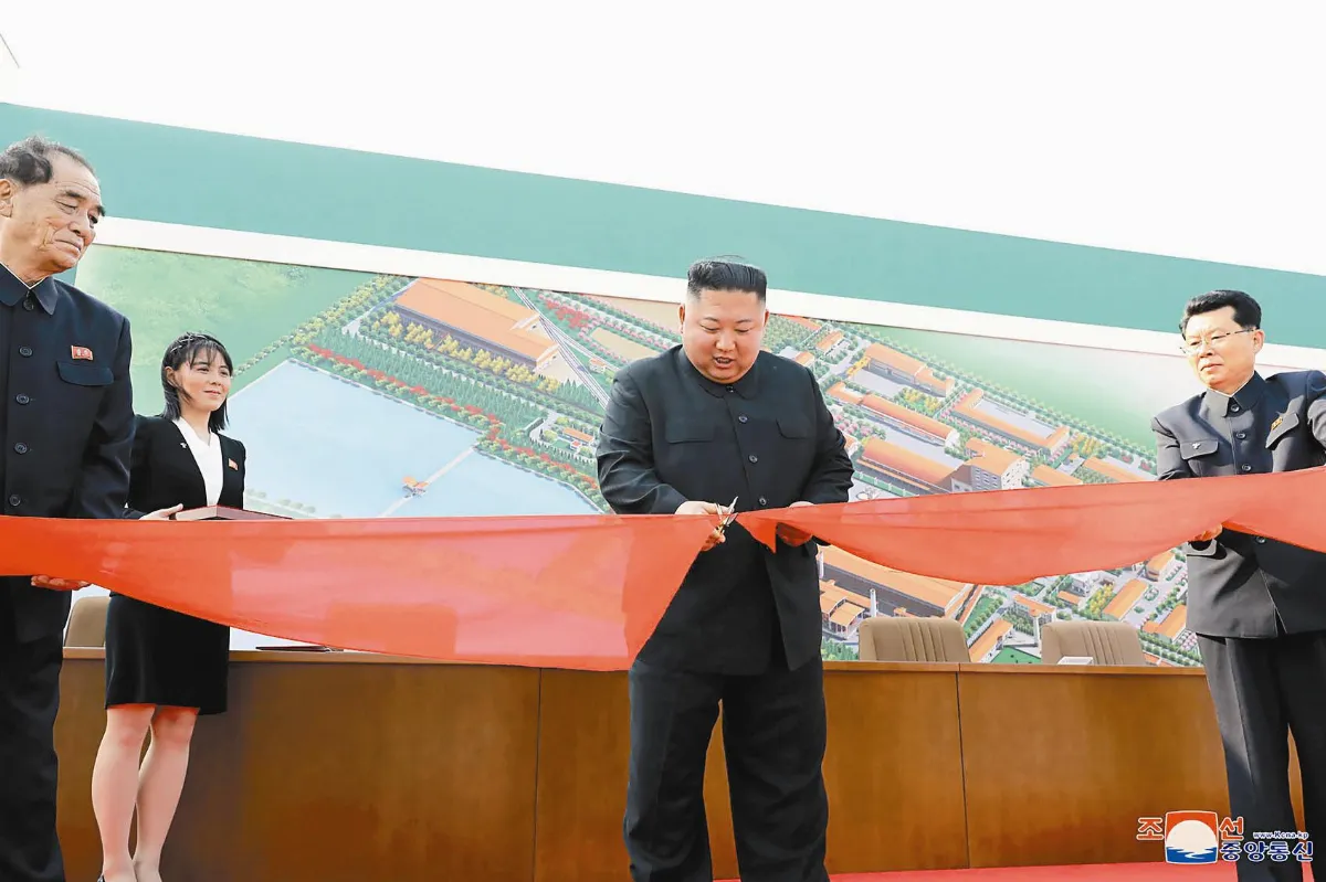 神隱3周 金正恩現身剪綵