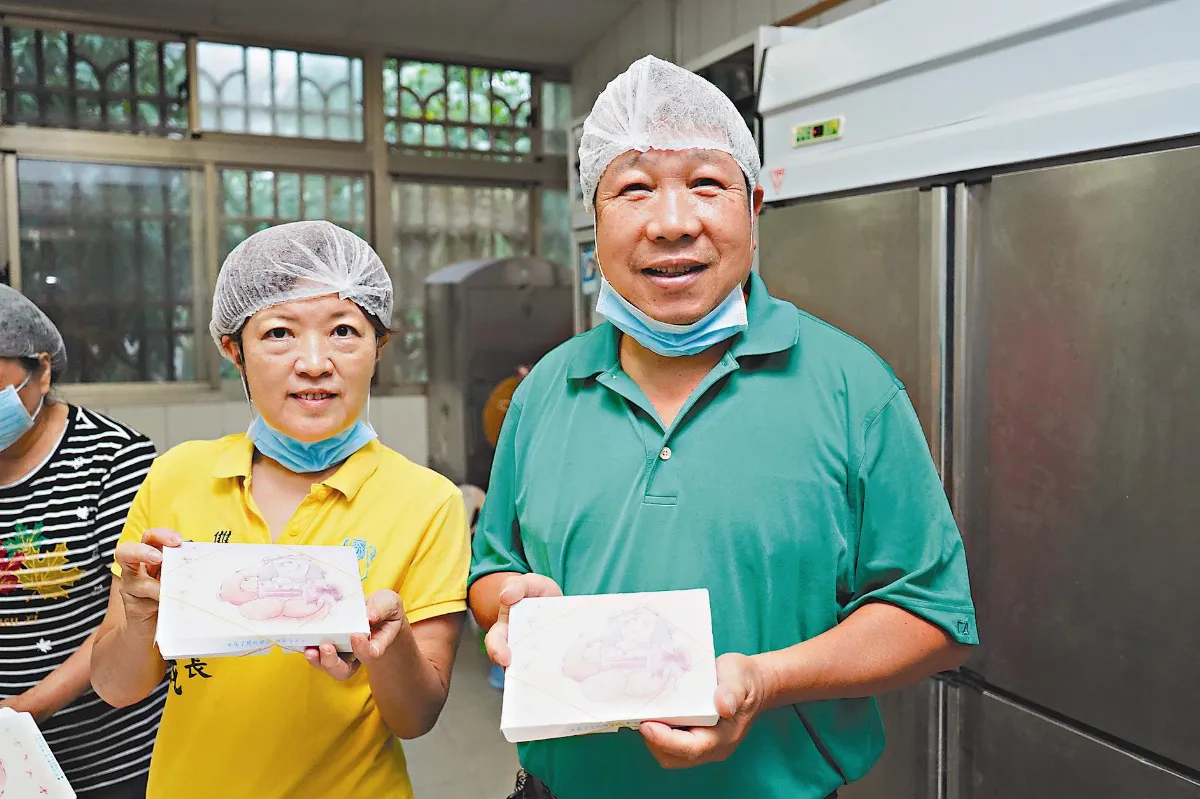 愛心里長夫妻 送餐27年