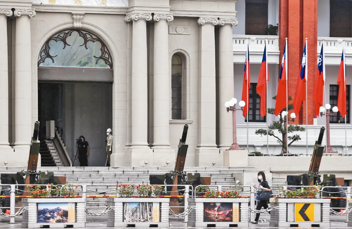 總統定調兩岸 8字箴言