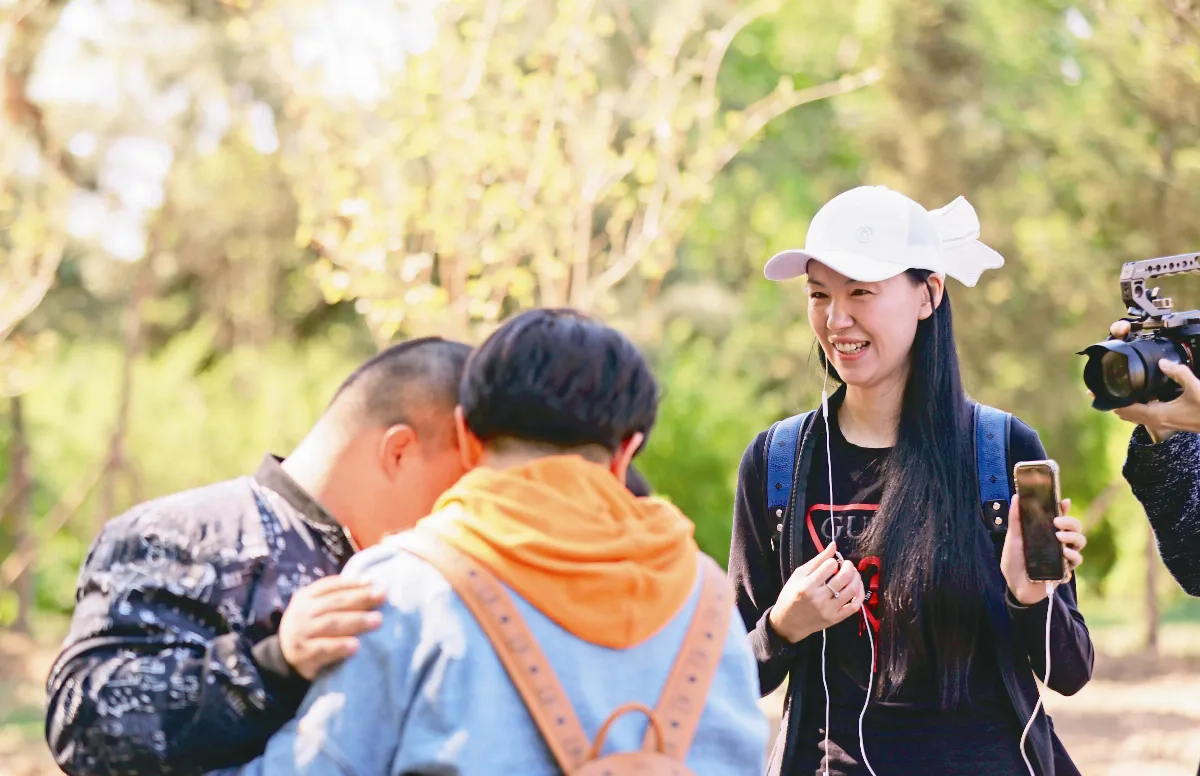 盲人模特兒  王蕾蕾憑著微光 照亮自己