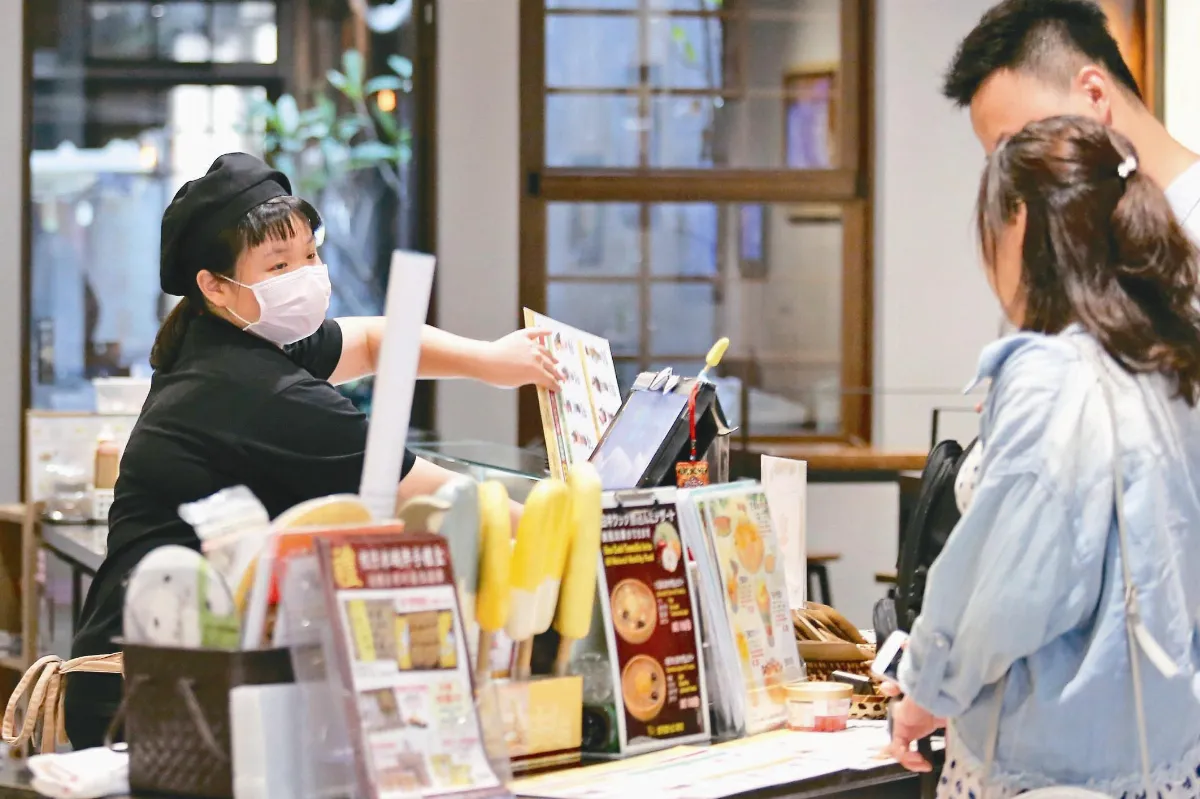 大學生發紓困金？教部：助學方案為主