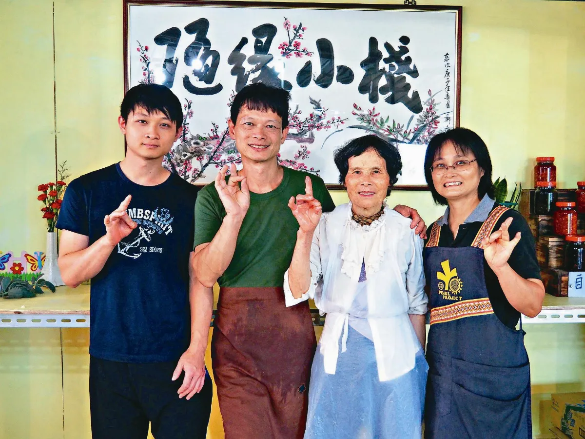 黃月貴學佛 山產店轉型賣素食
