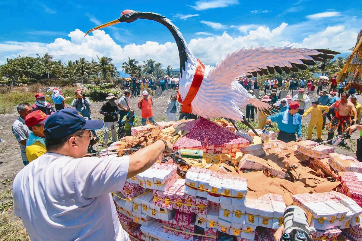 北勢寮保安宮 放白鶴傳承百年