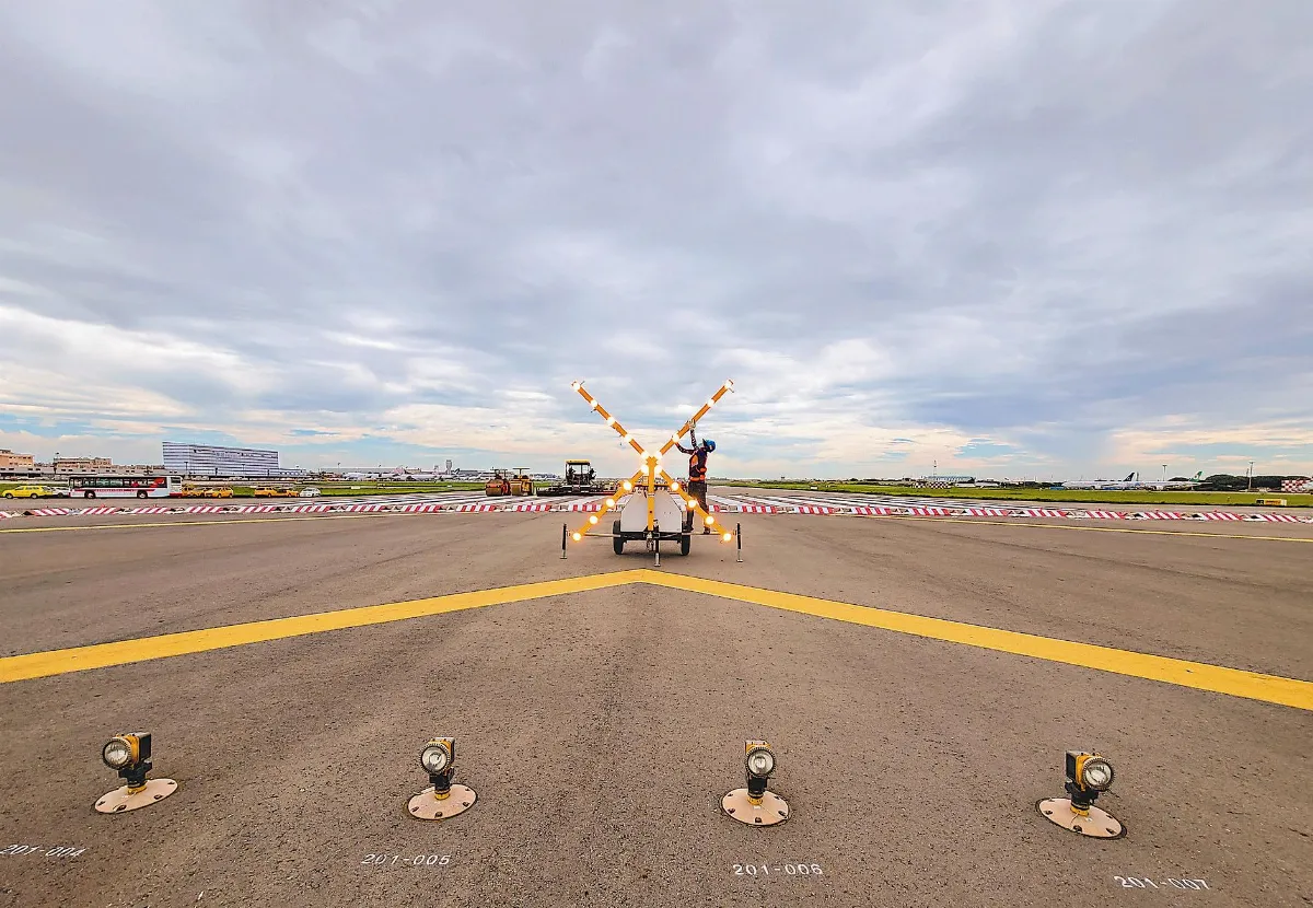 利用空檔 桃機北跑道提前整建