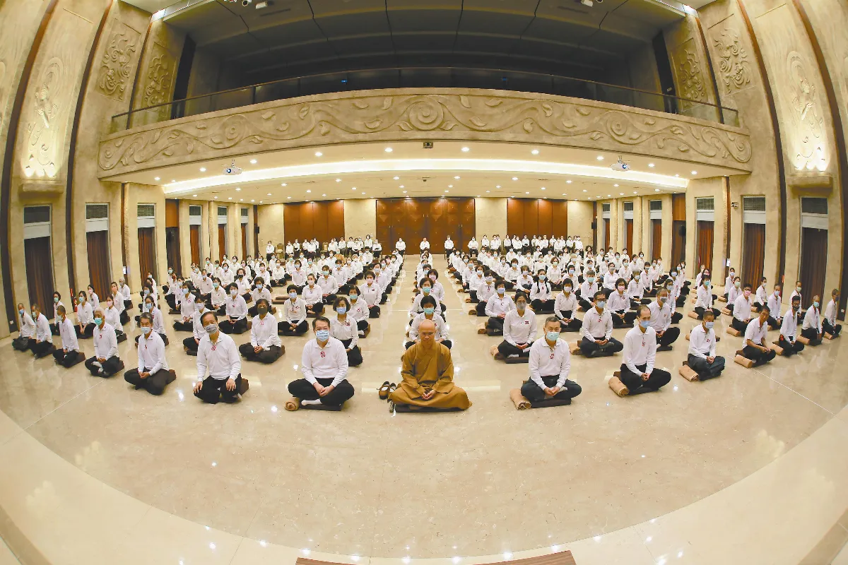 南屏一日禪 自覺快樂之道