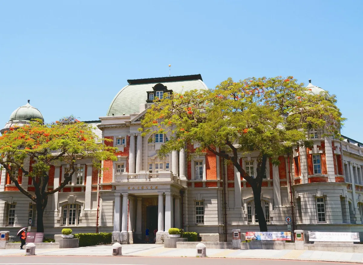 台灣文學館  百年古典州廳  悠閒浪漫閱讀