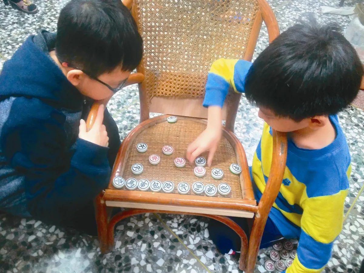 生活快門  赤子棋盤