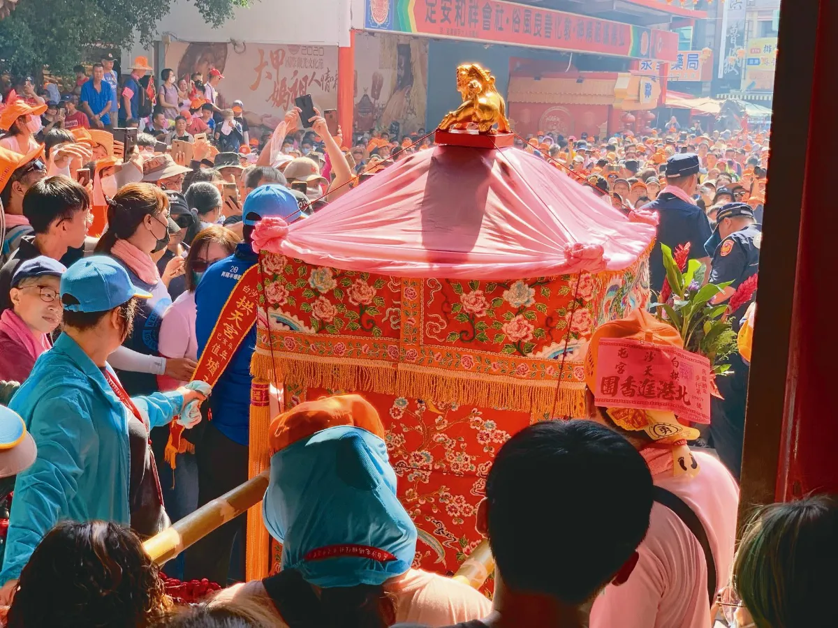 雙媽會 白沙屯媽停駕鎮瀾宮