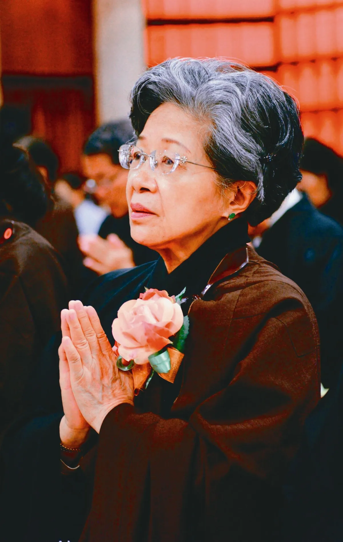 江陳喜美行佛 體現給的人生