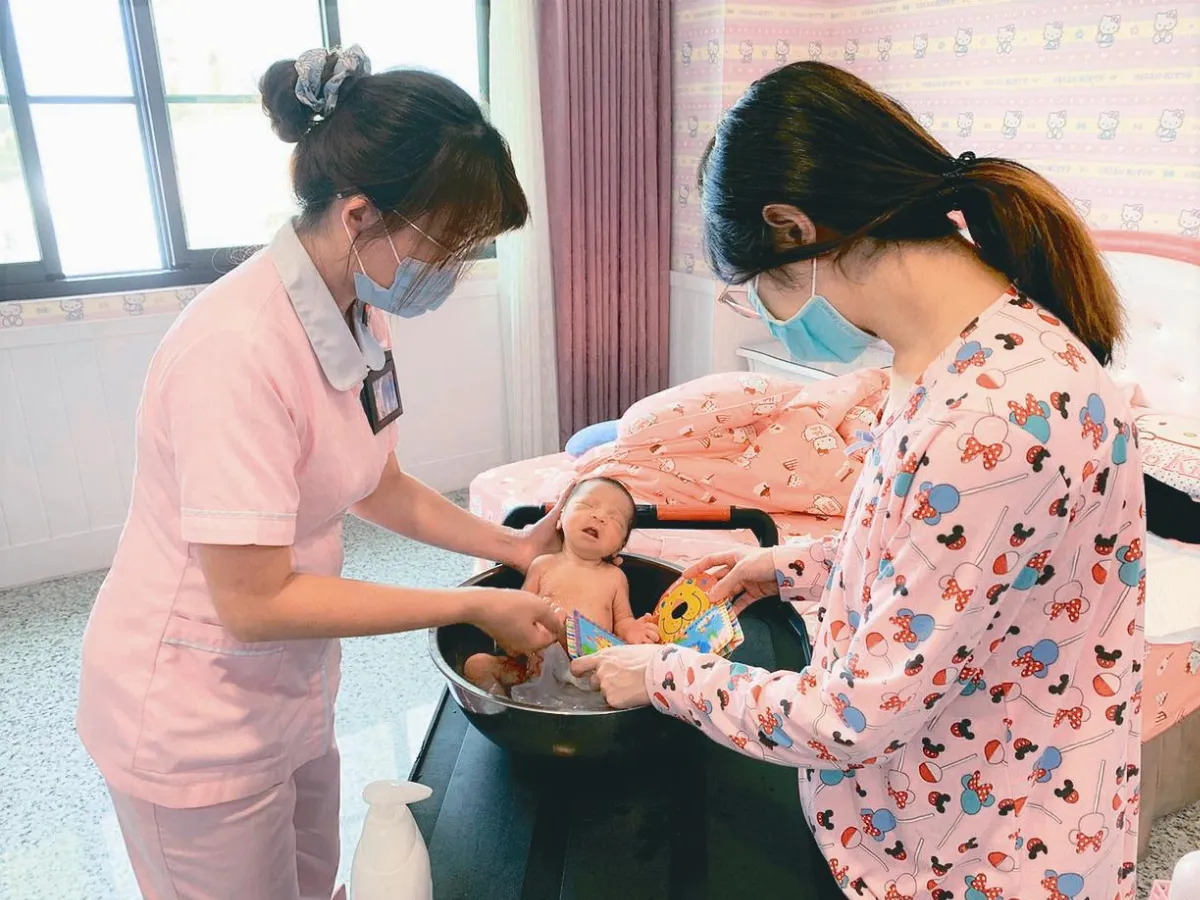 閱讀扎根 親子共讀入衛教