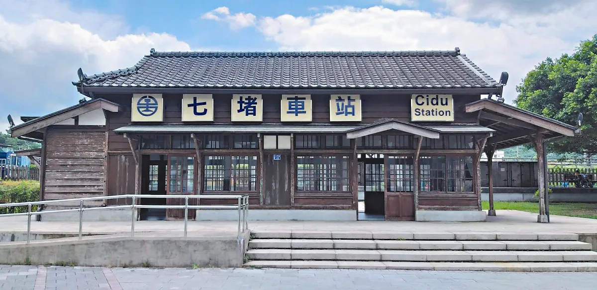 陸續依古法修復 基隆木造建築 散發日式風情