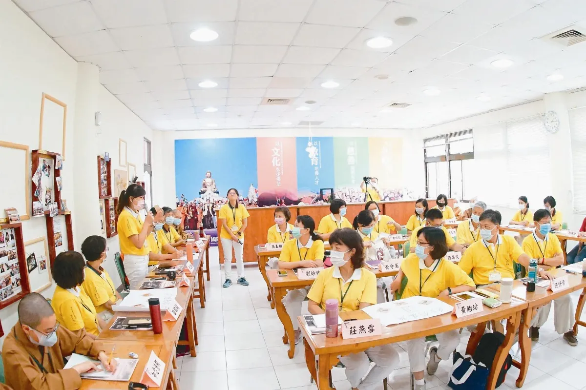 萬物為教材 讀書會帶領人培訓