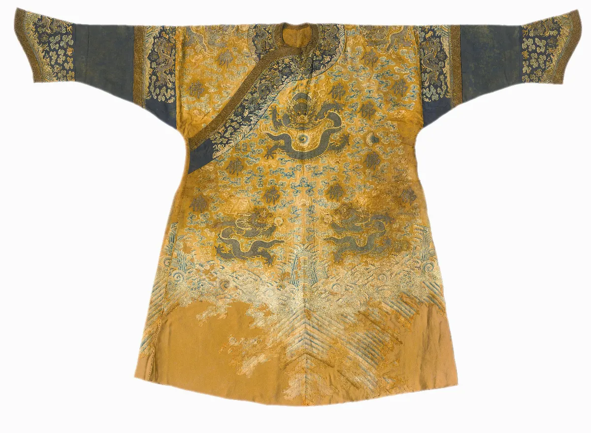 古物的故事 國絲修復師  8 年修復清宮服