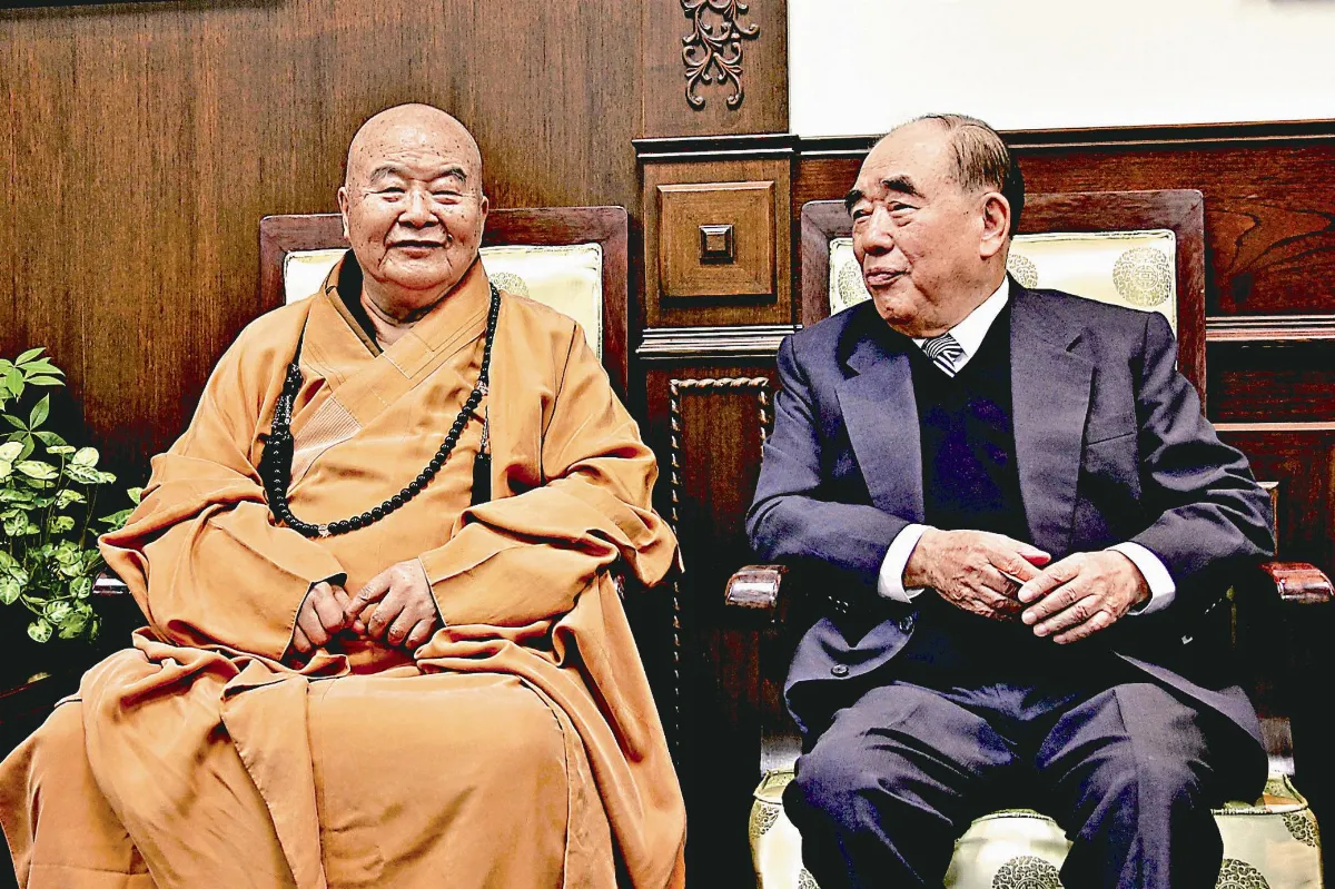 久未露面的 星雲大師暢論人間大小事